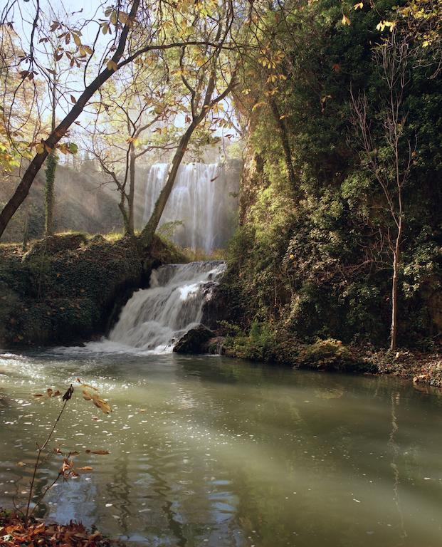 Monasterio De Piedra Hotel Nuevalos Bagian luar foto