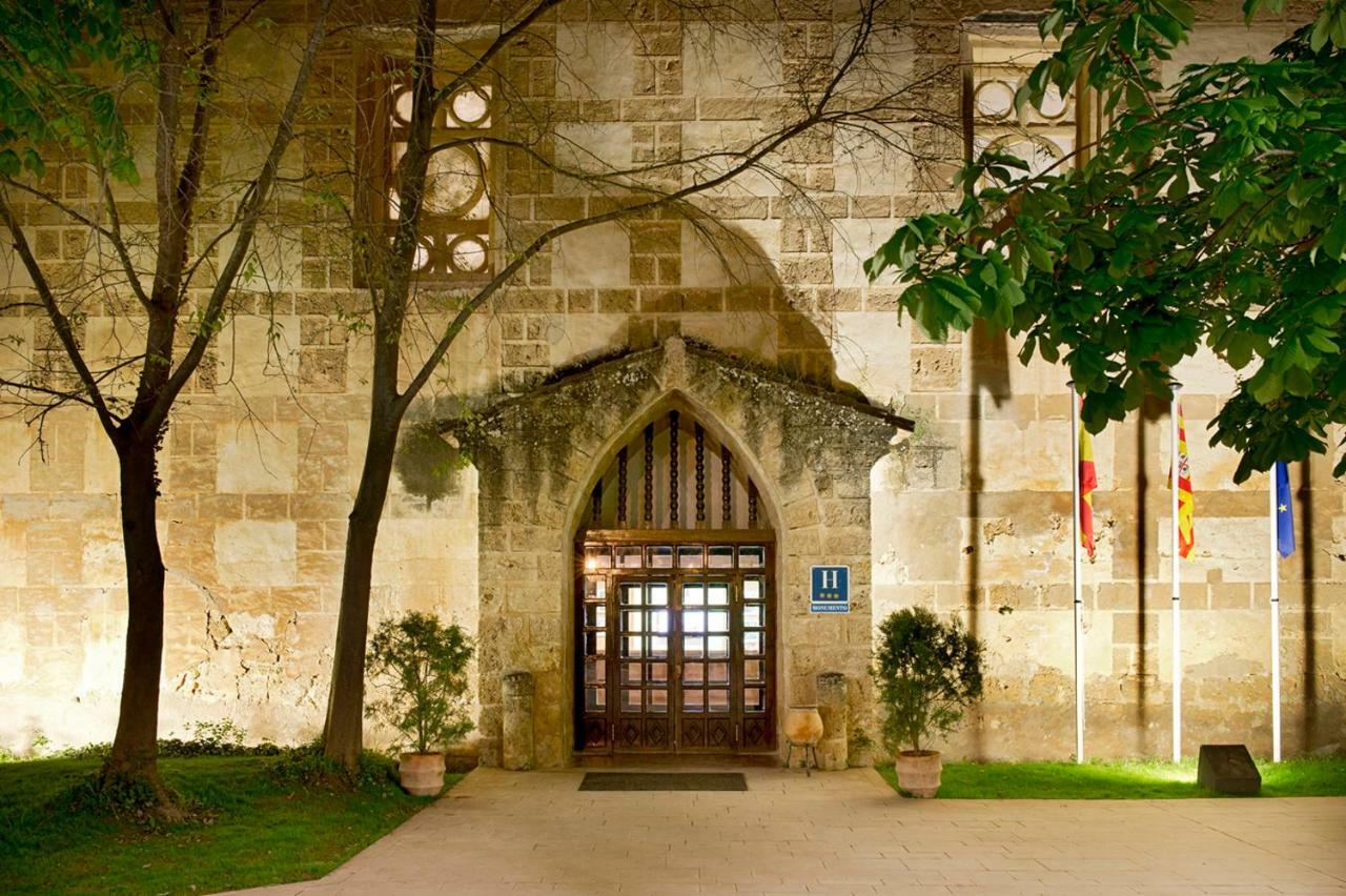 Monasterio De Piedra Hotel Nuevalos Bagian luar foto